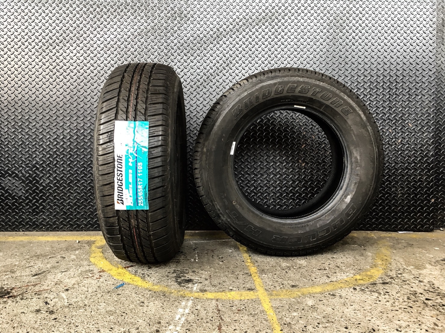 BRIDGESTONE DUELER HT 684II 255/65-17 เส้น 4900 บาท ปกติ 7500