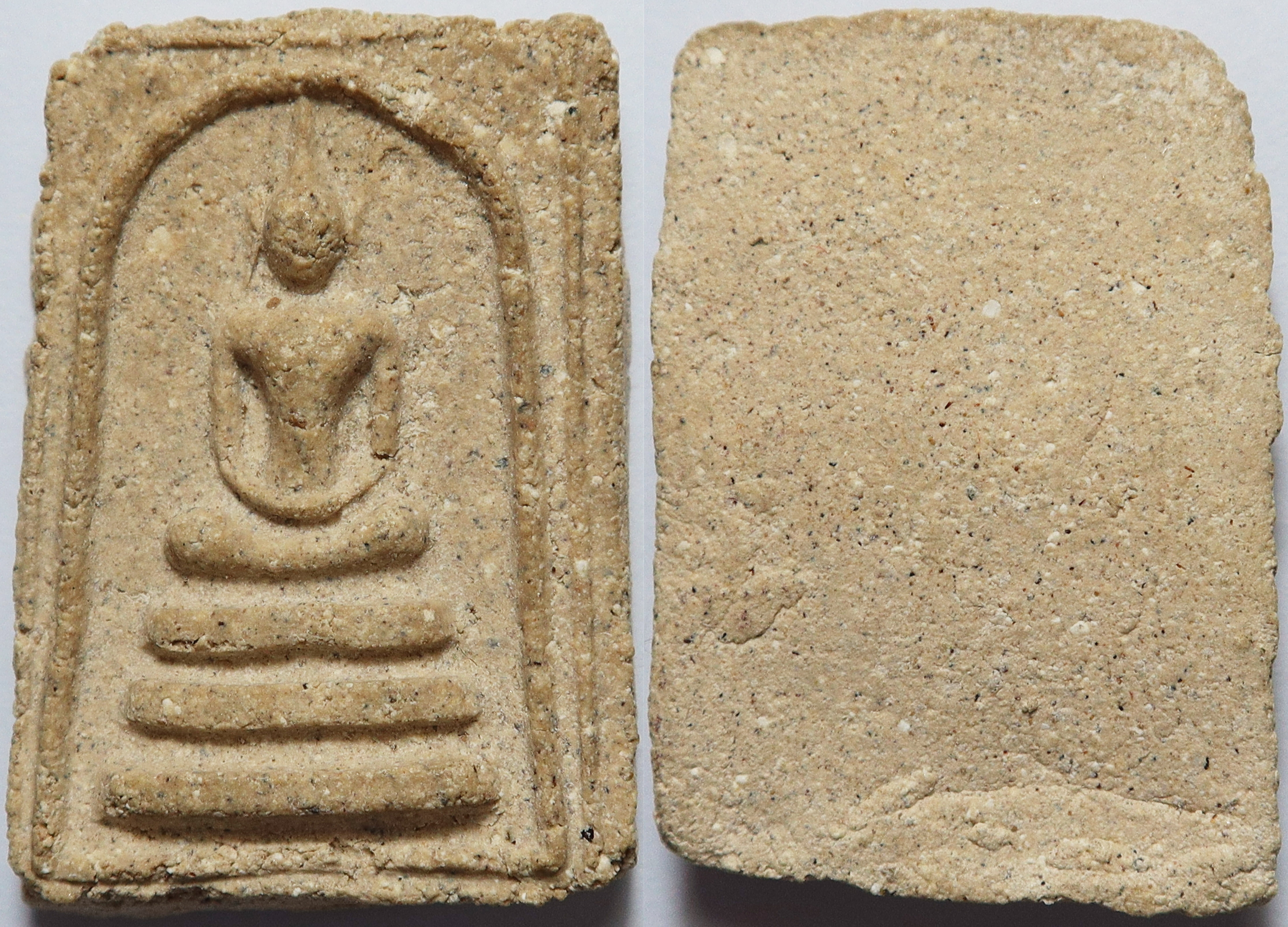 1695 พระสมเด็จ เนื้อผงพุทธคุณ เนื้อดี มวลสารมาก เกจิอาจารย์ ยุคเก่า