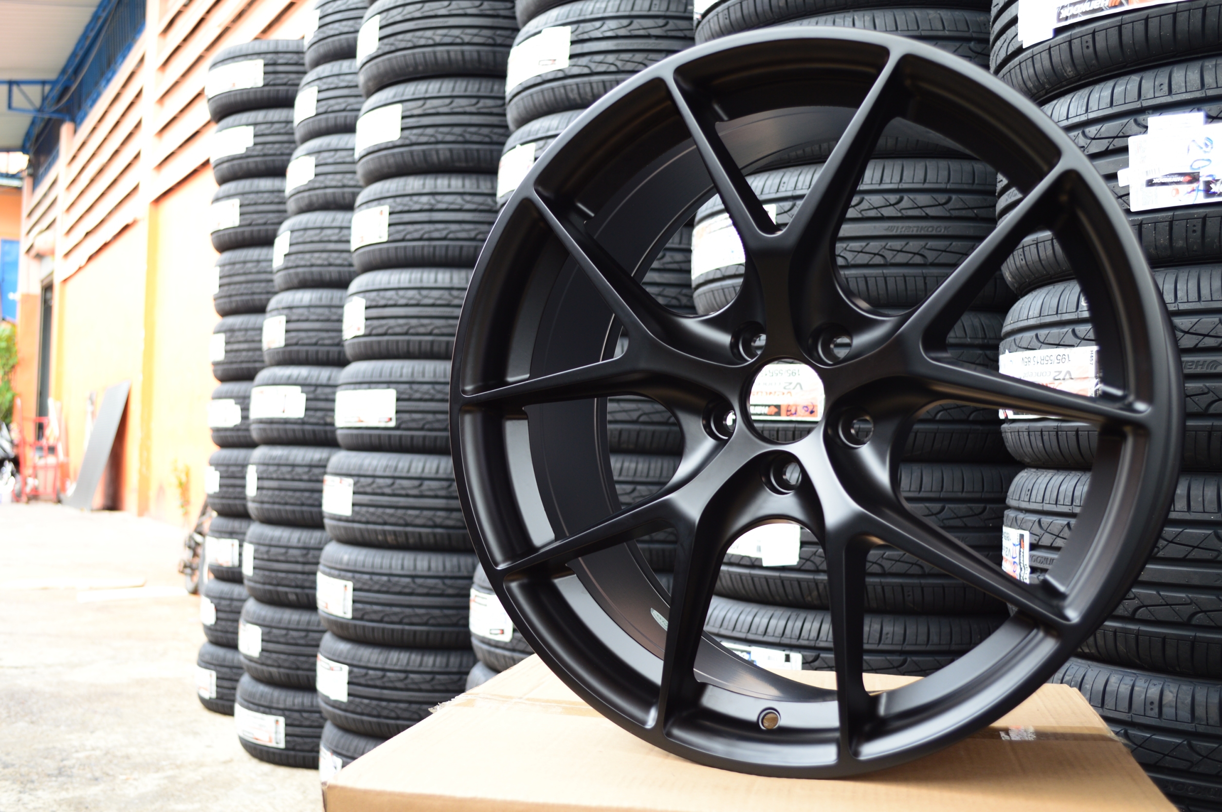 ล้อใหม่ HRE P101 MODEL ZX062 ขอบ18 5รู100