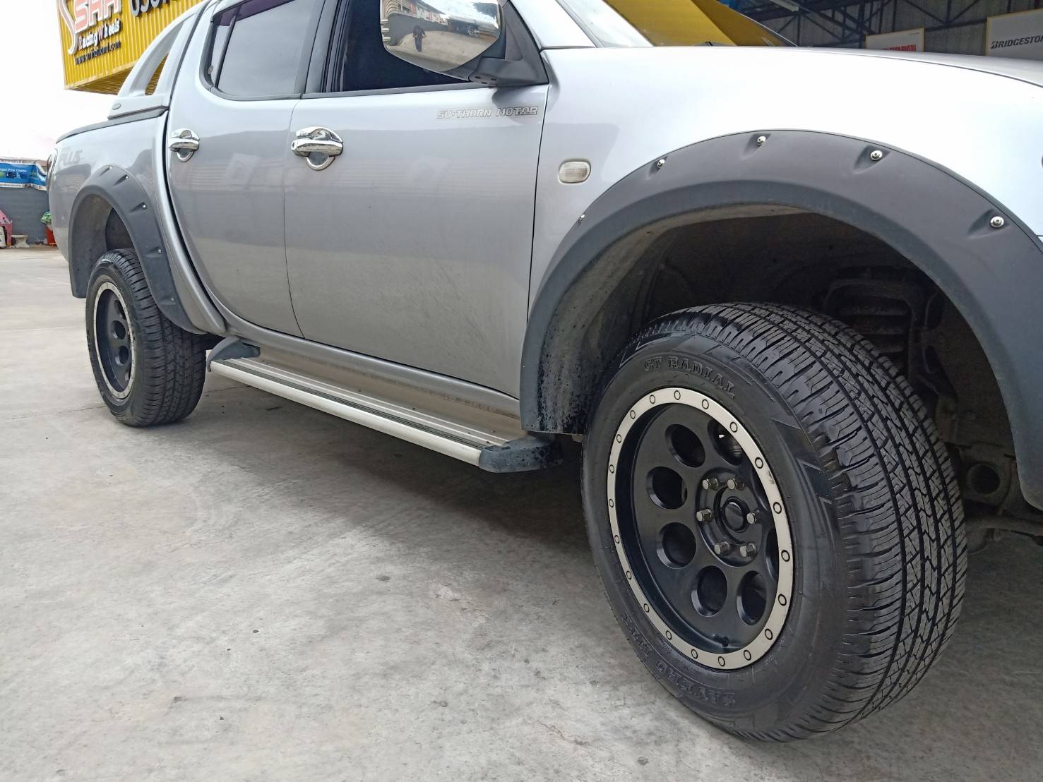 GT RADAIL HT2 265/60-18 ยางปี18 ชุดละ 9800 ปกติ 15000