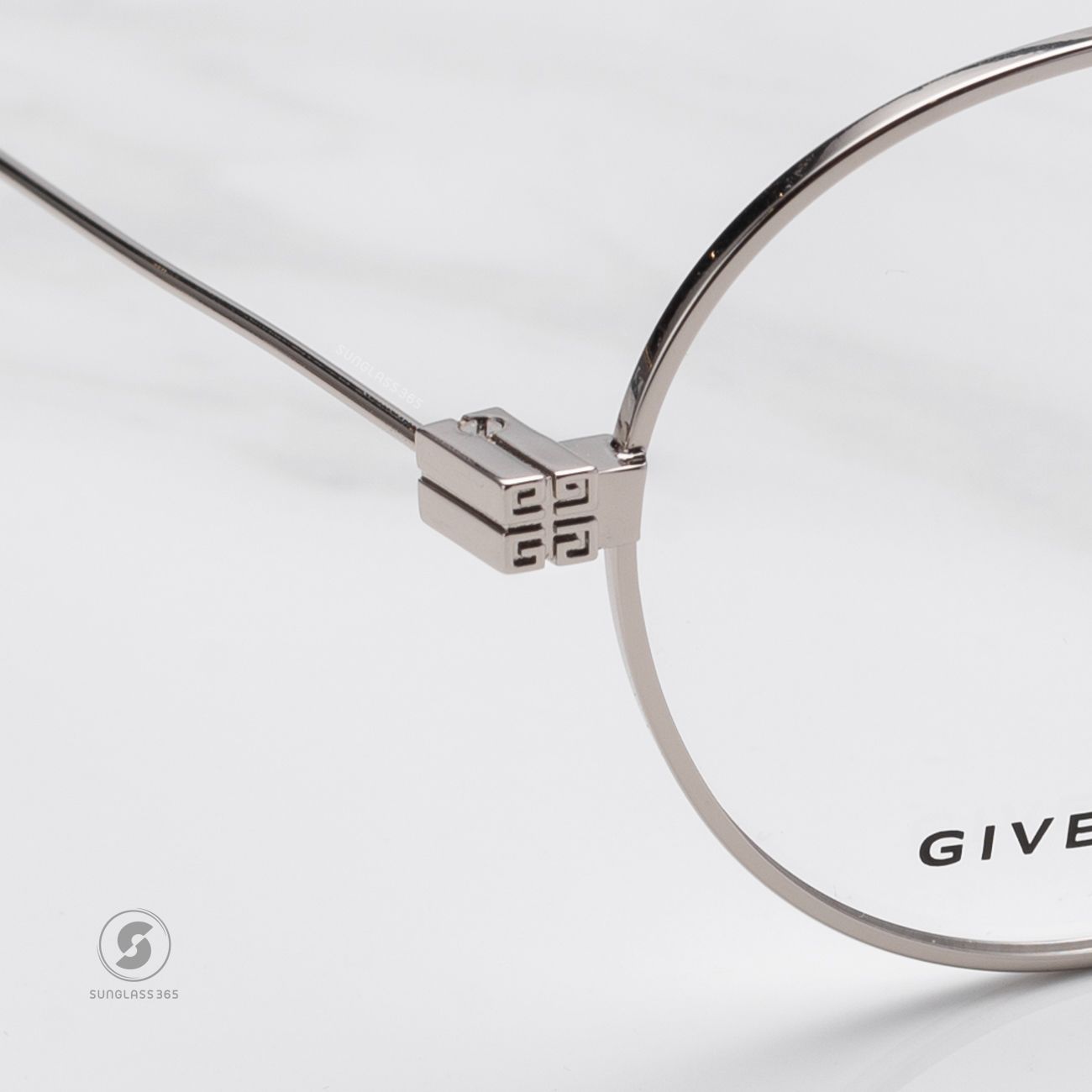 แว่นสายตา Givenchy GV50033U 016
