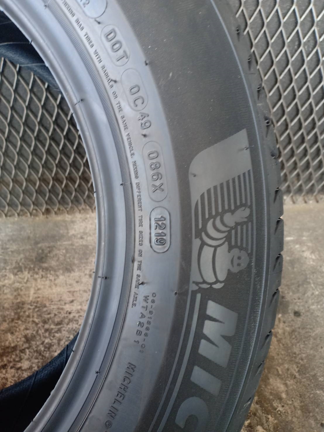 MICHELIN PRIMACY4ST 215/60-16 ราคาถูก ยางปี19