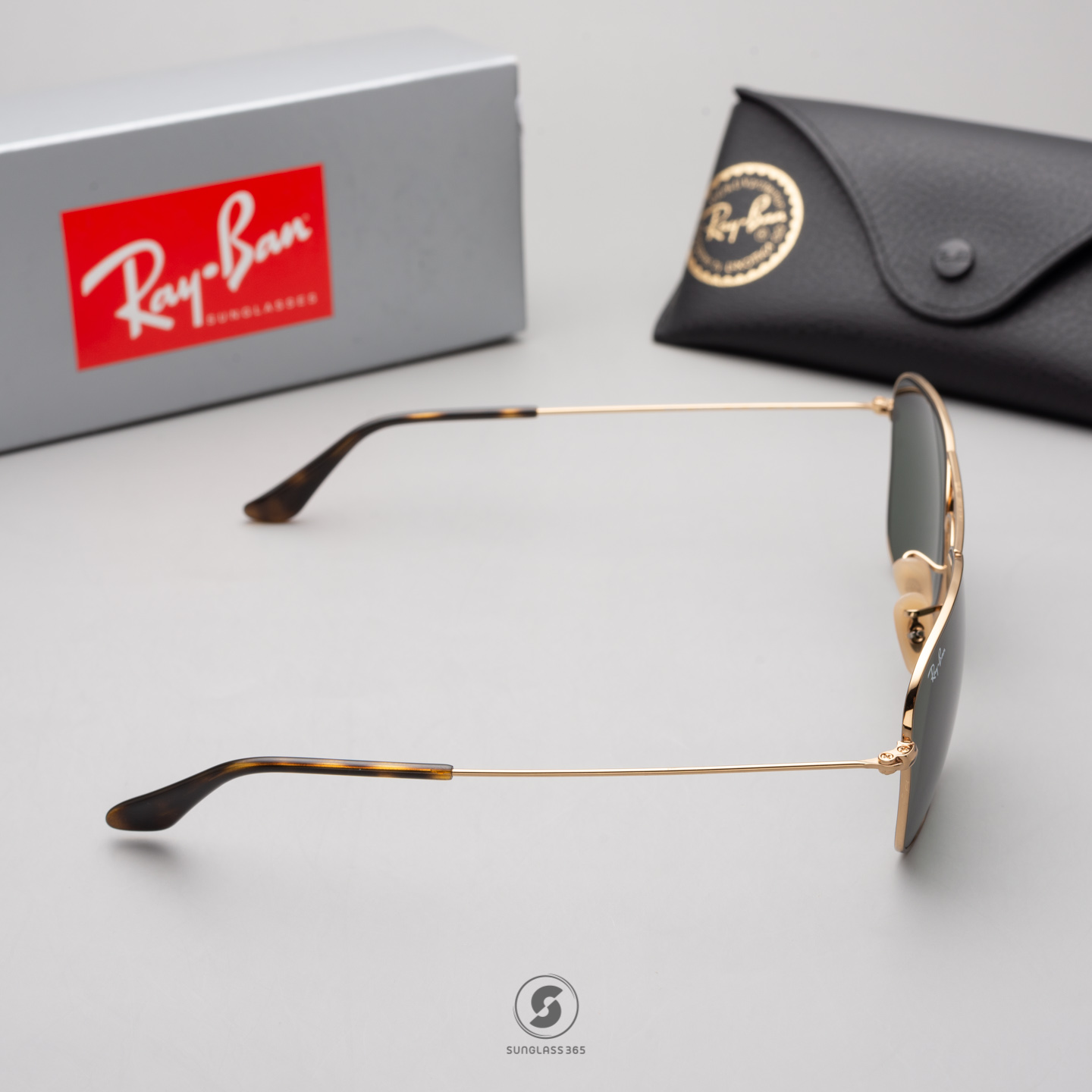 Ray Ban RB3136 181 Caravan 58mm