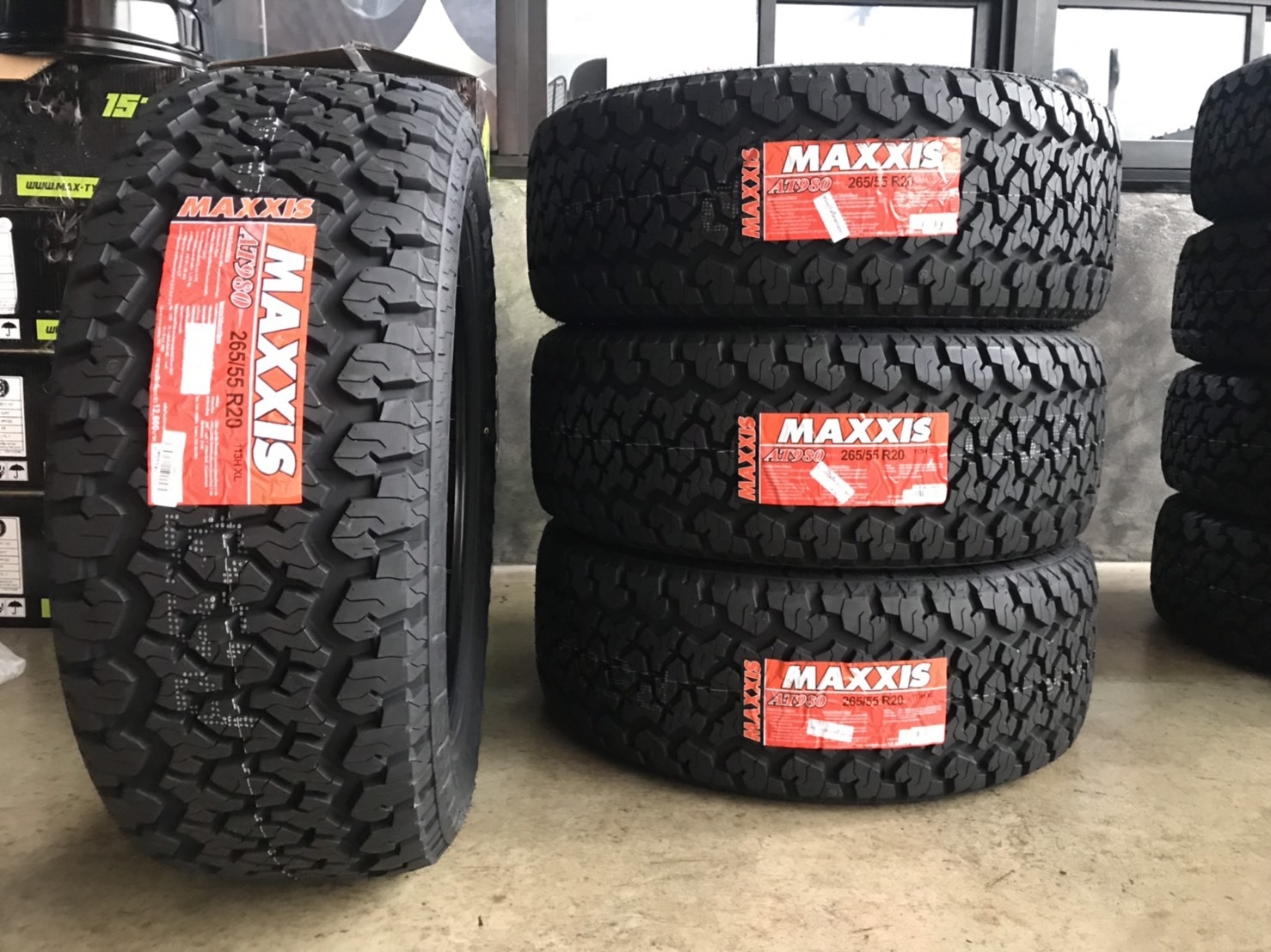 ยางใหม่ MAXXIS AT980 ตัวหนังสือขาว ราคาพิเศษ