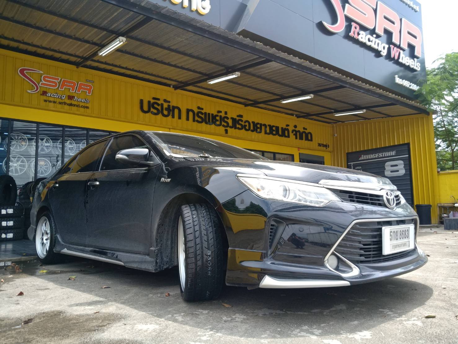 CONTINENTAL MC6 235/40-18 ปี19 ใส่ แคมรี่