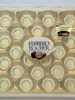 กล่องช็อคโกแลต FERRERO ROCHER (300g)