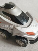 รถแข่งของเล่น สีเงิน