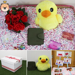 เซ็ตเซอร์ไพรส์ เม็ดโฟม {ของขวัญวาเลนไทน์,ของขวัญให้แฟน } ตุ๊กตาเป็ด 8นิ้ว + เลือกแบบกระเป๋าได้ +ตกแต่ง+โฟม+ดอกไม้+กล่องของขวัญเปิดฝา