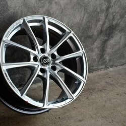 ENKEI TUNING SC50 18X8 5X114.3 35 73.1 GHB1K