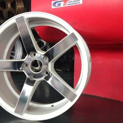 #แนะนำล้อแฟชั่น #คุณภาพจากโรงงาน #ราคาสุดคุ้ม VOSSEN CV3 1990 18x8.0-9.0 +40/+38 5x114.3 MWE/BLACK