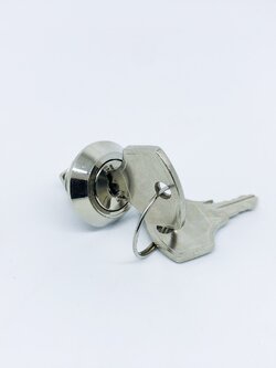 ชุดกุญแจ พร้อมเบ้าแม่กุญแจและลูกกุญแจ