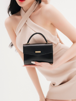 Lism Cara bag กระเป๋าหนังแท้สุดหรู