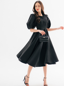 Lism D-111 The Duchess Flair Dress เดรสแขนพองทรงเจ้าหญิง