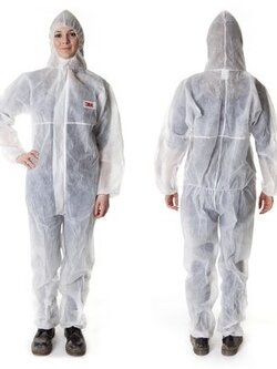 3M 4500 Protective Coverall ชุดป้องกันฝุ่นละออง สีขาว ชนิดใช้แล้วทิ้ง