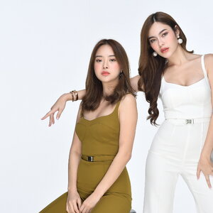 รู้จักกับ จั๊มสูท แฟชั่นสวยจบในชิ้นเดียว รูปแบบเทรนที่สุภาพสตรีชาวราชวงศ์ต่างประเทศชื่นชอบ