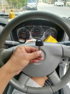 ช่างกุญแจตาพะยา โทร.0863937706