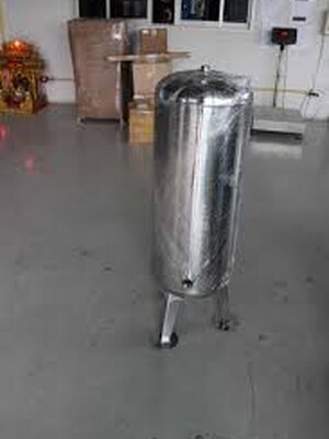 ถังแรงดันสแตนเลส300ลิตรหนา4mm