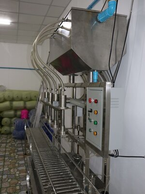 เครื่องบรรจุน้ำถัง20 ลิตร