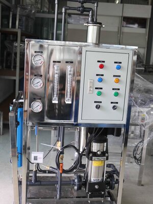 เครื่องกรองน้ำอุตสาหกรรม RO 6,000 ลิตร/วัน