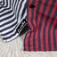 เสื้อเชิ้ตแขนสั้น Playboy ไซส์ XL พิมพ์ลายทางสีแดง-น้ำเงิน