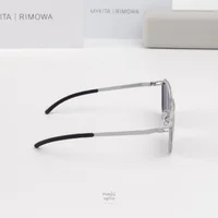 แว่นกันแดด MYKITA RIMOWA SUN MR002 AL2 WHITE SILVER SILVER DARKGREY SOLID แว่นกันแดด MYKITA RIMOWA SUN MR002 AL2 WHITE SILVER SILVER DARKGREY SOLID