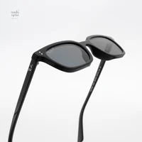แว่นกันแดด Ray-Ban Zaya RB4456F 667781 Black / Dark Grey Polarized แว่นกันแดด Ray-Ban Zaya RB4456F 667781 Black / Dark Grey Polarized