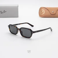 แว่นกันแดด Ray-Ban Zaya RB4455F 135987 Havana / Dark Grey แว่นกันแดด Ray-Ban Zaya RB4455F 135987 Havana / Dark Grey