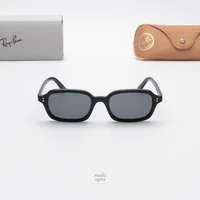 แว่นกันแดด Ray-Ban Zaya RB4455F 667781 Black / Dark Grey Polarized แว่นกันแดด Ray-Ban Zaya RB4455F 667781 Black / Dark Grey Polarized