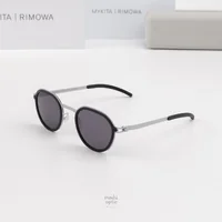 แว่นกันแดด MYKITA RIMOWA SUN MR001 AL1 WHITE SILVER BLACK COOLGREY SOLID แว่นกันแดด MYKITA RIMOWA SUN MR001 AL1 WHITE SILVER BLACK COOLGREY SOLID