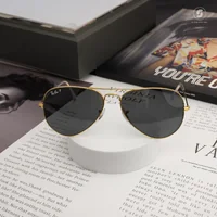 แว่นกันแดด Ray-Ban Aviator large metal RB3025 919648 Legend Gold / Black Polarized แว่นกันแดด Ray-Ban Aviator large metal RB3025 919648 Legend Gold / Black Polarized
