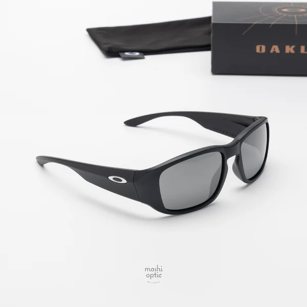 Oakley Tourniquet OO9521-03 Matte Black Prizm Black