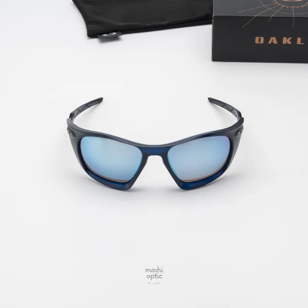 OAKLEY Lateralis OO9431-03 Matte Transparent Blue Prizm Deep Water Polarized image 3