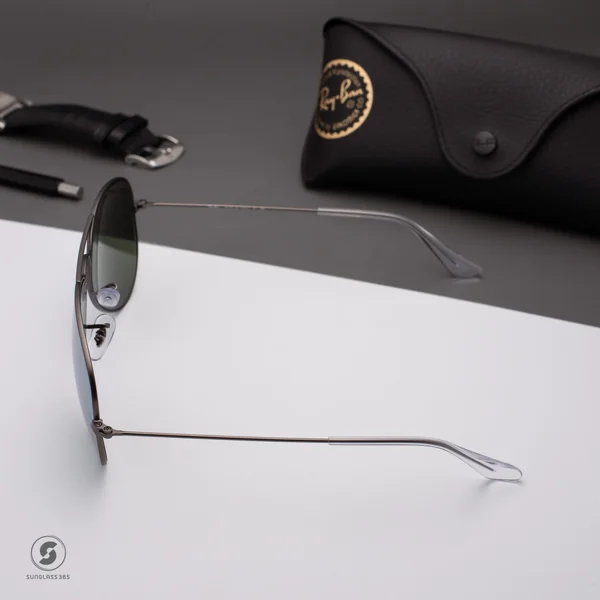 แว่นกันแดด Ray-Ban Aviator large metal RB3025 029/30 Gunmetal / Silver mirror image 4 แว่นกันแดด Ray-Ban Aviator large metal RB3025 029/30 Gunmetal / Silver mirror image 4