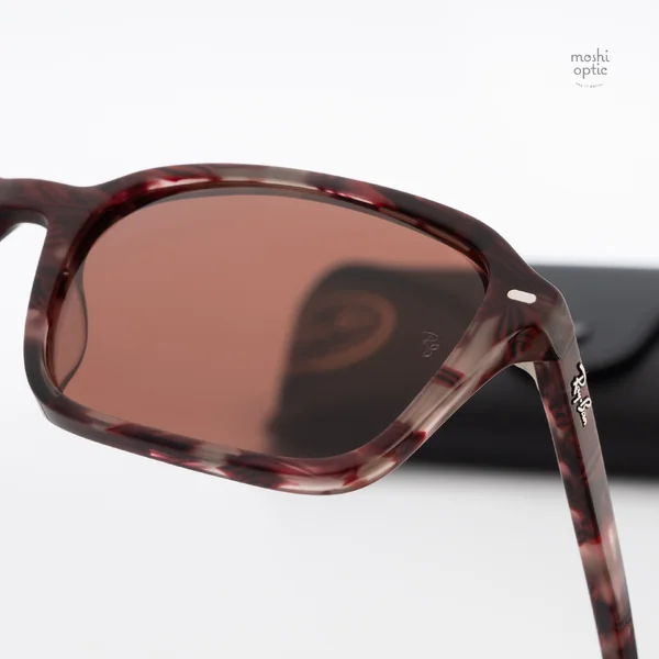แว่นกันแดด Ray-Ban Raimond RB2231F 1416C5 Transparent Fantasy Violet & Red / Red image 7 แว่นกันแดด Ray-Ban Raimond RB2231F 1416C5 Transparent Fantasy Violet & Red / Red image 7