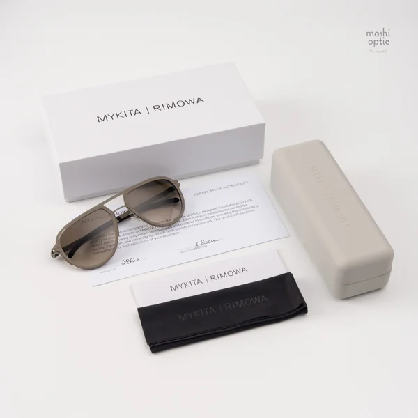 แว่นกันแดด MYKITA RIMOWA SUN MR006 AL5 CLAY GREEN CLAY GREEN RAWBROWN GRADIENT image 10 แว่นกันแดด MYKITA RIMOWA SUN MR006 AL5 CLAY GREEN CLAY GREEN RAWBROWN GRADIENT image 10