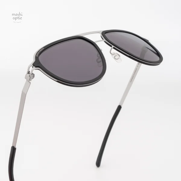 แว่นกันแดด MYKITA RIMOWA SUN MR006 AL1 WHITE SILVER BLACK COOLGREY SOLID image 6 แว่นกันแดด MYKITA RIMOWA SUN MR006 AL1 WHITE SILVER BLACK COOLGREY SOLID image 6