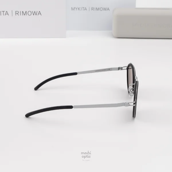 แว่นกันแดด MYKITA RIMOWA SUN MR001 AL1 WHITE SILVER BLACK COOLGREY SOLID image 5 แว่นกันแดด MYKITA RIMOWA SUN MR001 AL1 WHITE SILVER BLACK COOLGREY SOLID image 5