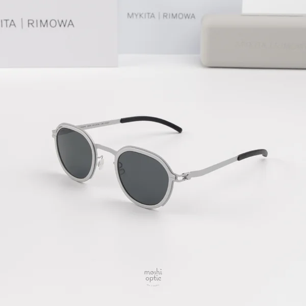 แว่นกันแดด MYKITA RIMOWA SUN MR001 AL2 WHITE SILVER SILVER DARKGREY SOLID แว่นกันแดด MYKITA RIMOWA SUN MR001 AL2 WHITE SILVER SILVER DARKGREY SOLID