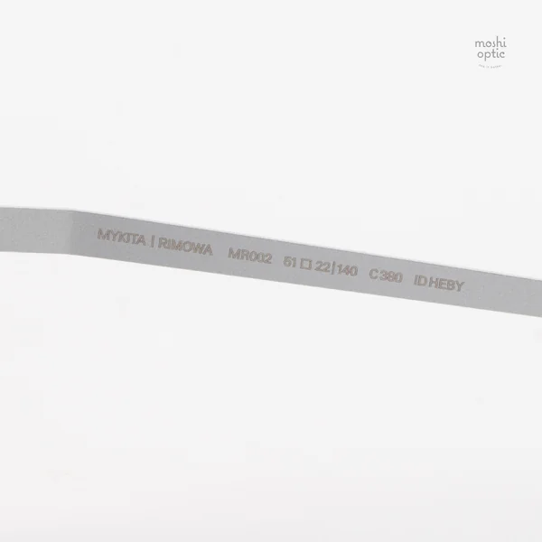 แว่นกันแดด MYKITA RIMOWA SUN MR002 AL2 WHITE SILVER SILVER DARKGREY SOLID image 7 แว่นกันแดด MYKITA RIMOWA SUN MR002 AL2 WHITE SILVER SILVER DARKGREY SOLID image 7