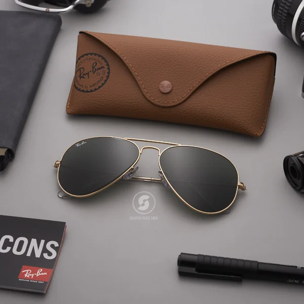 แว่นกันแดด Ray-Ban Aviator large metal RB3025 L0205 Gold / Green G-15 แว่นกันแดด Ray-Ban Aviator large metal RB3025 L0205 Gold / Green G-15