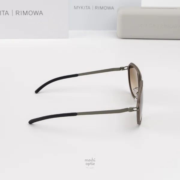 แว่นกันแดด MYKITA RIMOWA SUN MR006 AL5 CLAY GREEN CLAY GREEN RAWBROWN GRADIENT image 5 แว่นกันแดด MYKITA RIMOWA SUN MR006 AL5 CLAY GREEN CLAY GREEN RAWBROWN GRADIENT image 5