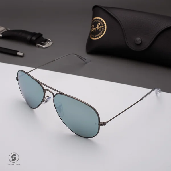 แว่นกันแดด Ray-Ban Aviator large metal RB3025 029/30 Gunmetal / Silver mirror image 3 แว่นกันแดด Ray-Ban Aviator large metal RB3025 029/30 Gunmetal / Silver mirror image 3