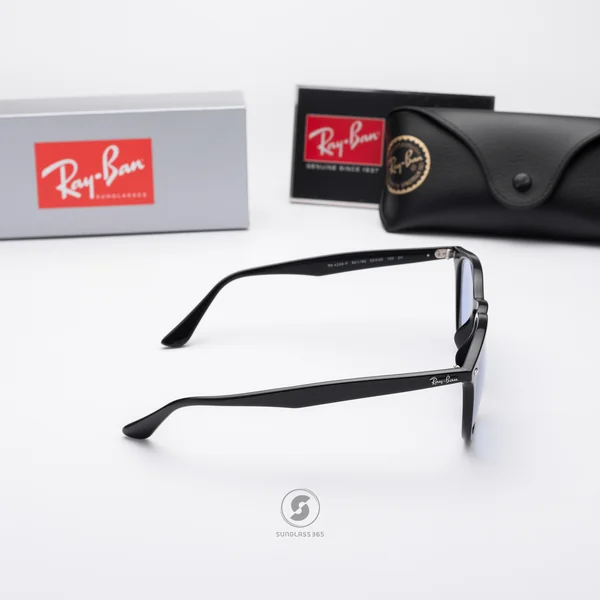 แว่นกันแดด Ray-Ban RB4259F 601/80 Black / Blue Classic