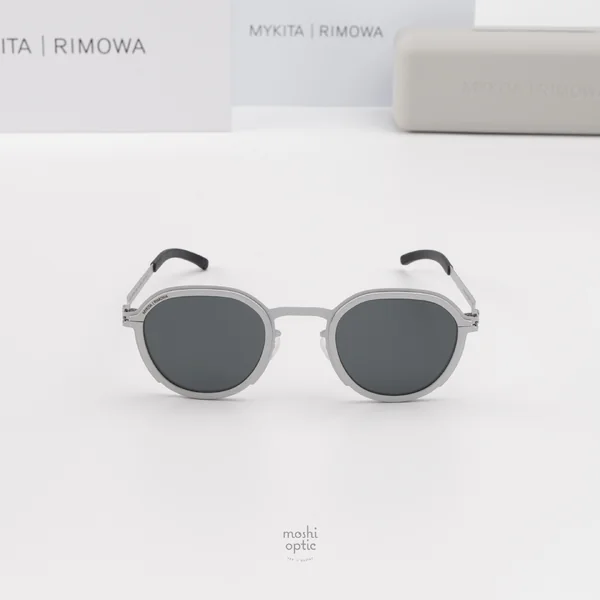 แว่นกันแดด MYKITA RIMOWA SUN MR001 AL2 WHITE SILVER SILVER DARKGREY SOLID image 3 แว่นกันแดด MYKITA RIMOWA SUN MR001 AL2 WHITE SILVER SILVER DARKGREY SOLID image 3