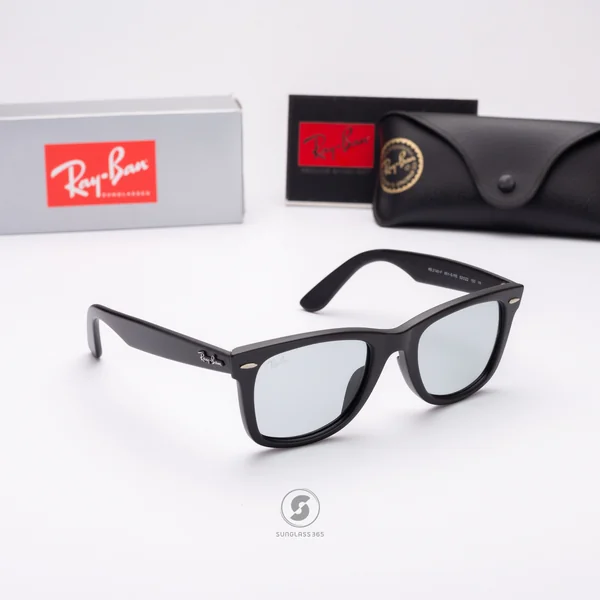 Ray Ban Wayfarer RB2140F 601S/R5 Matte Black Light Grey