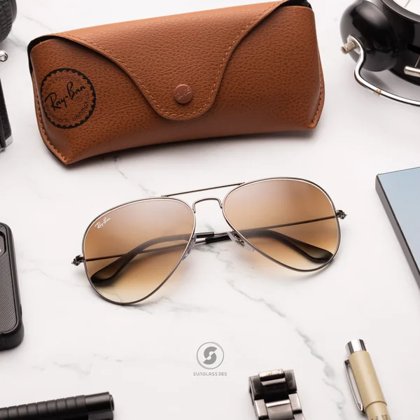 แว่นกันแดด Ray-Ban Aviator large metal RB3025 004/51 Gunmetal / Brown Gradient