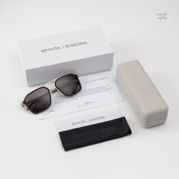 แว่นกันแดด MYKITA RIMOWA SUN MR003 AL3 TITAN BLACK BROWN SOLI image 9 แว่นกันแดด MYKITA RIMOWA SUN MR003 AL3 TITAN BLACK BROWN SOLI image 9