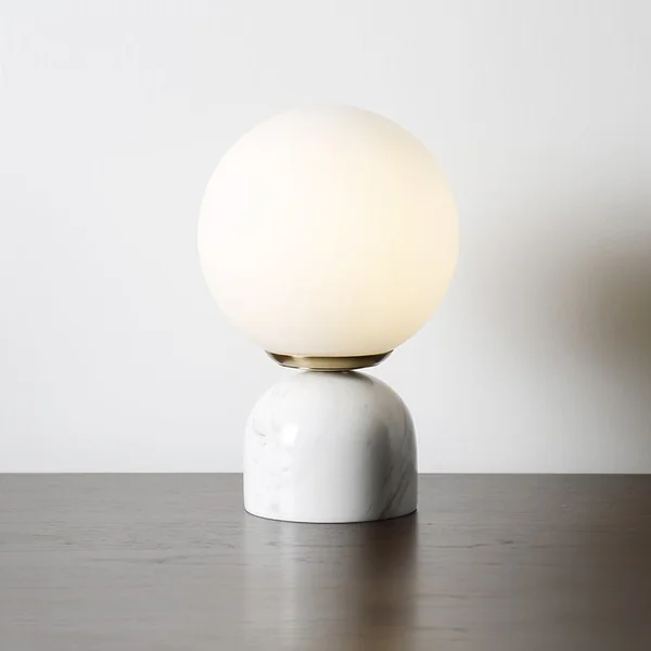 โคมไฟตั้งโต๊ะ รุ่น T08 (ไม่รวมหลอด) สีขาว